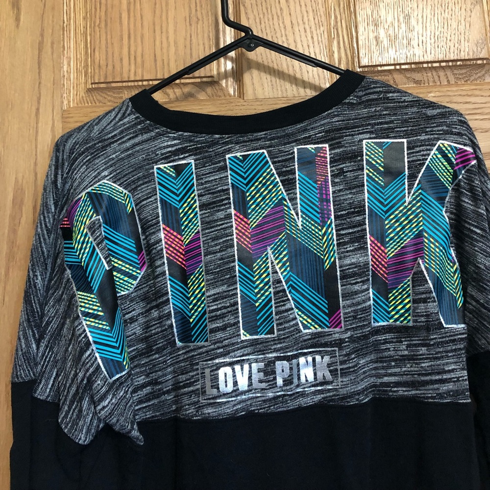 VS Pink Crewneck